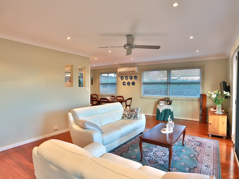 4 Cuthbert Street, Aspley QLD 4034