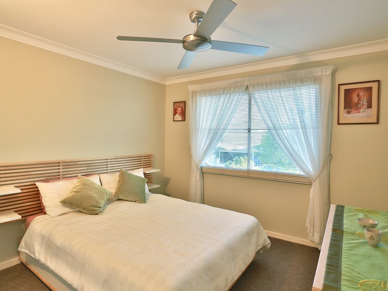 4 Cuthbert Street, Aspley QLD 4034