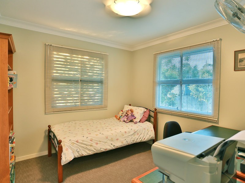 4 Cuthbert Street, Aspley QLD 4034