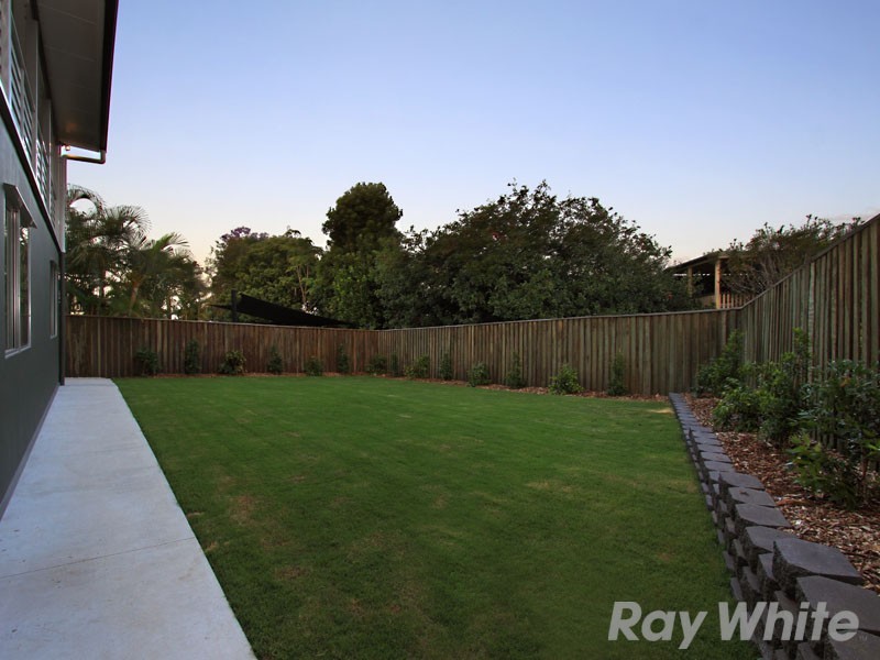 8 Waruda Street, Bracken Ridge QLD 4017