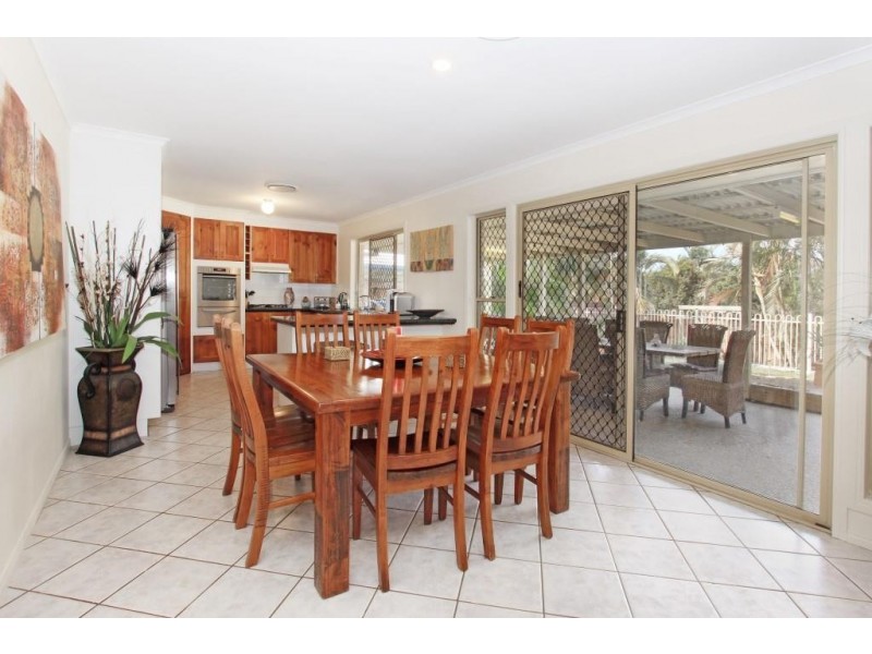 16 Tulip Tree Road, Murrumba Downs QLD 4503