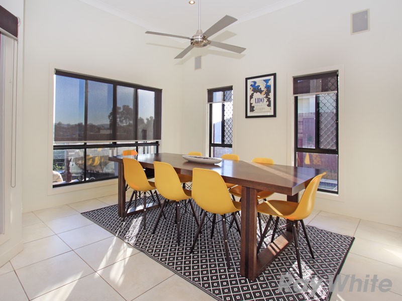 16 Alberic Court, Eatons Hill QLD 4037