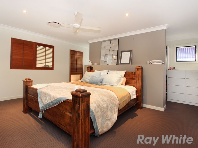 16 Alberic Court, Eatons Hill QLD 4037