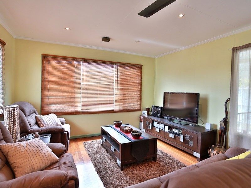 10 Carrie Street, Zillmere QLD 4034