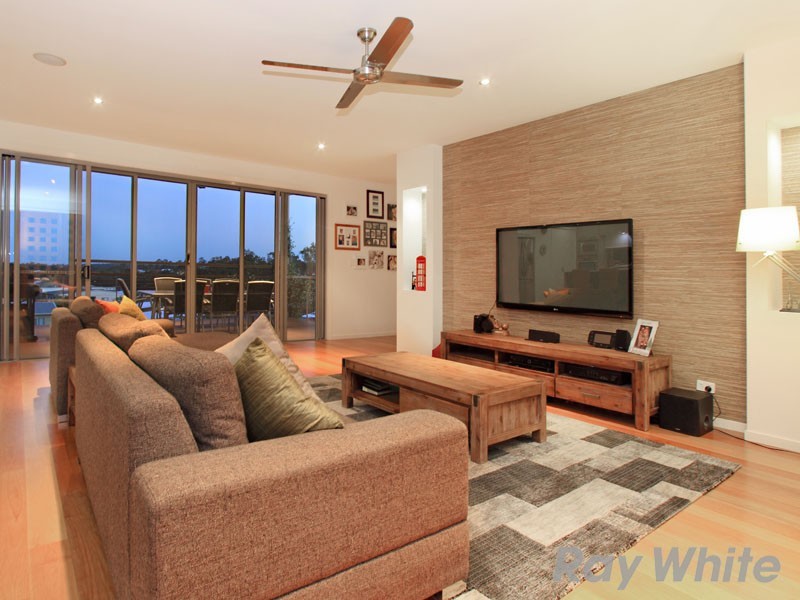 10 Roundelay Court, Eatons Hill QLD 4037