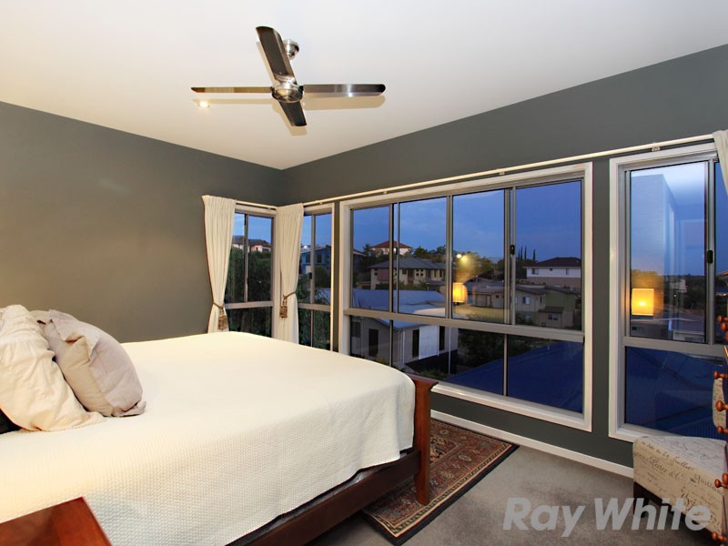 10 Roundelay Court, Eatons Hill QLD 4037