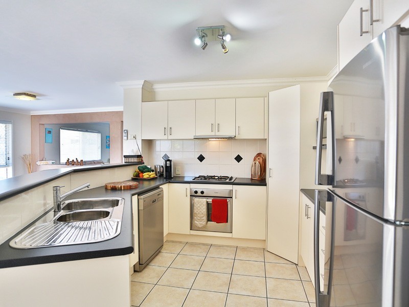 11 Murchison Court, Murrumba Downs QLD 4503