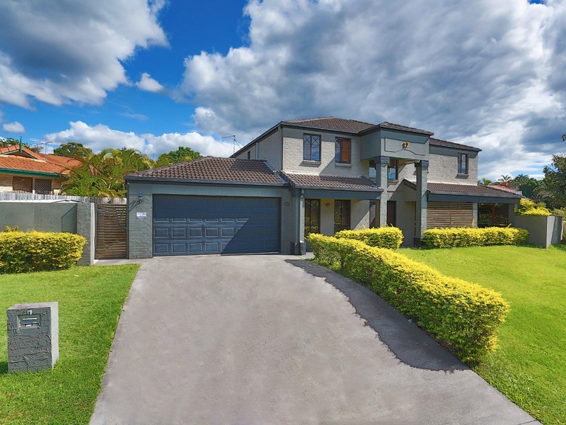 17 Waterford Place, Bridgeman Downs QLD 4035