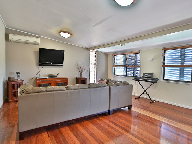 54 Rinnicrew Street, Bracken Ridge QLD 4017