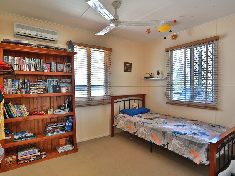 11 Sandra Street, Geebung QLD 4034