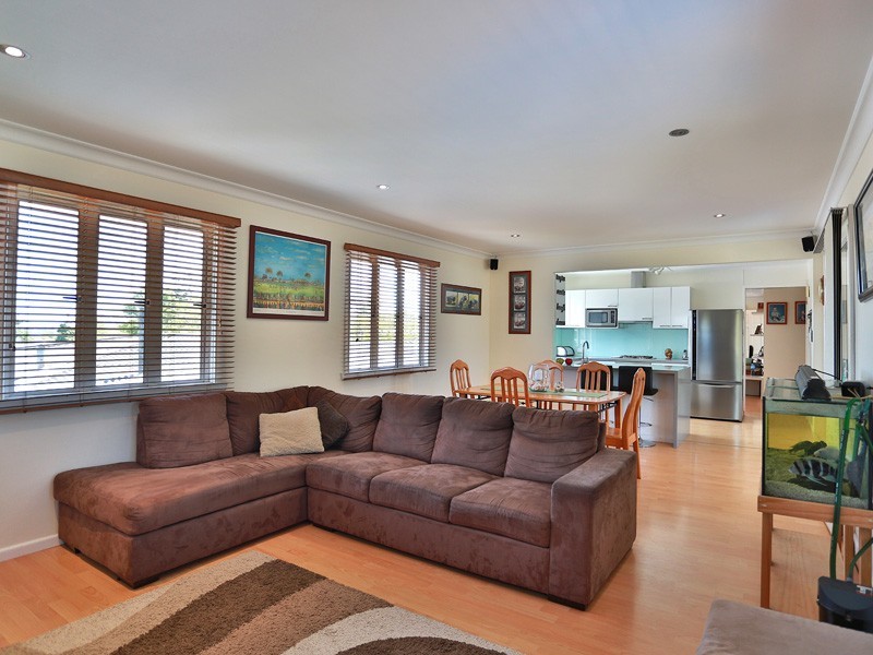 11 Sandra Street, Geebung QLD 4034