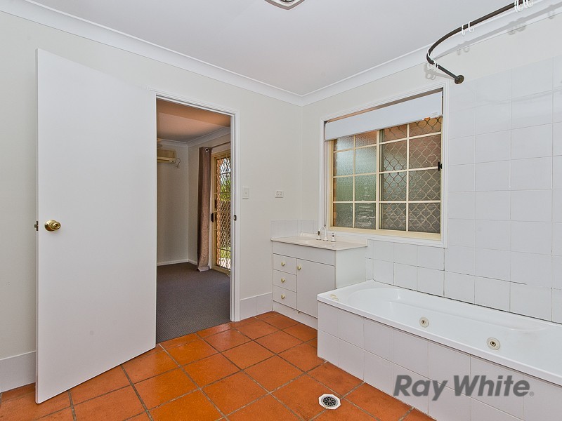 7 Pepperina Place, Fitzgibbon QLD 4018