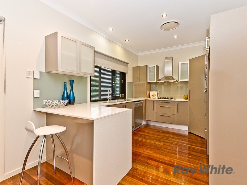 28 Larwill Avenue, Northgate QLD 4013