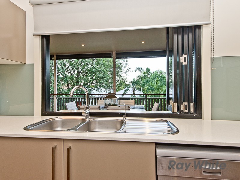 28 Larwill Avenue, Northgate QLD 4013