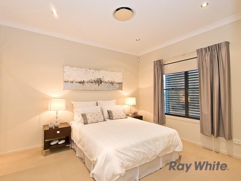 28 Larwill Avenue, Northgate QLD 4013