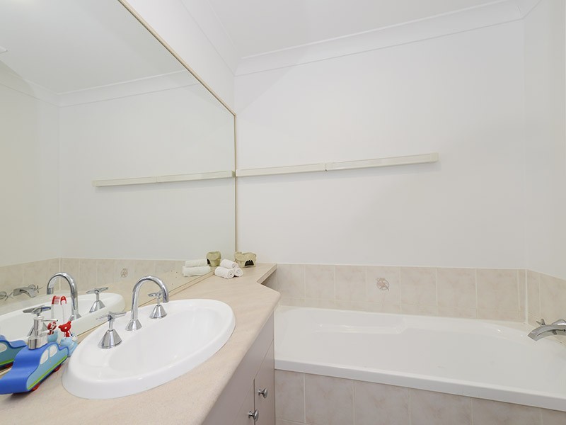 2/24 Wodala Crescent, Bracken Ridge QLD 4017