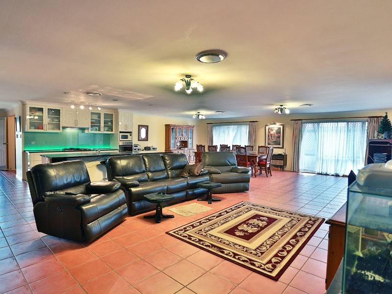 57 Pine River Drive, Murrumba Downs QLD 4503