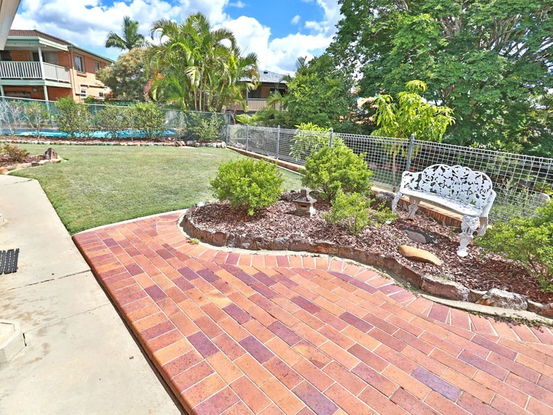 89 Niven Street, Stafford Heights QLD 4053