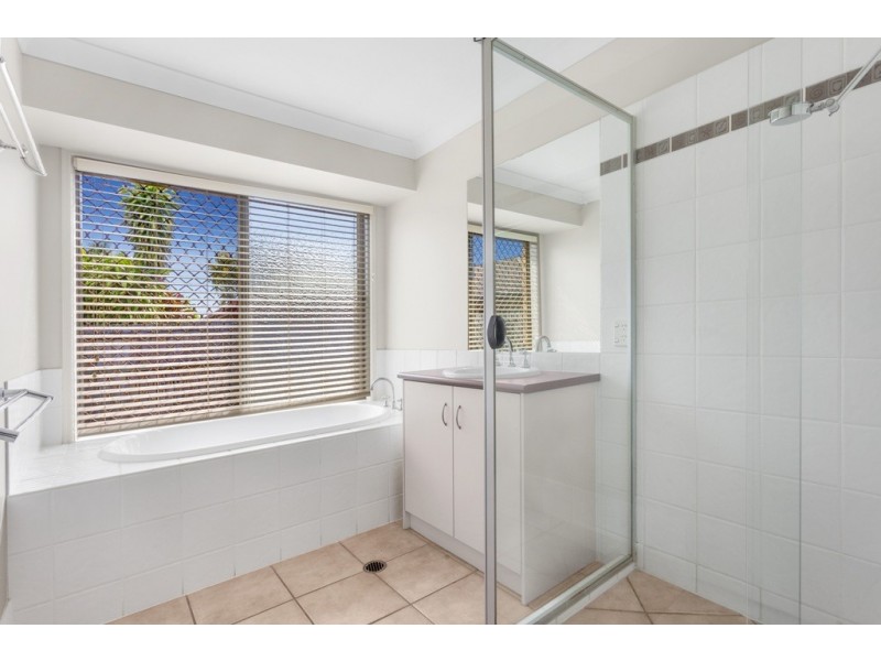 8 Cordoba Court, Carseldine QLD 4034