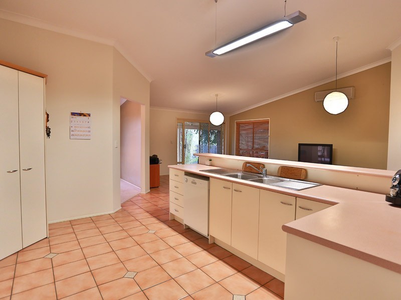 15 Castleroy Court, Albany Creek QLD 4035