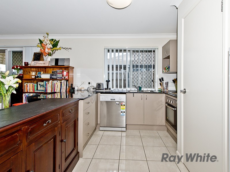 19 Williams Crescent, North Lakes QLD 4509