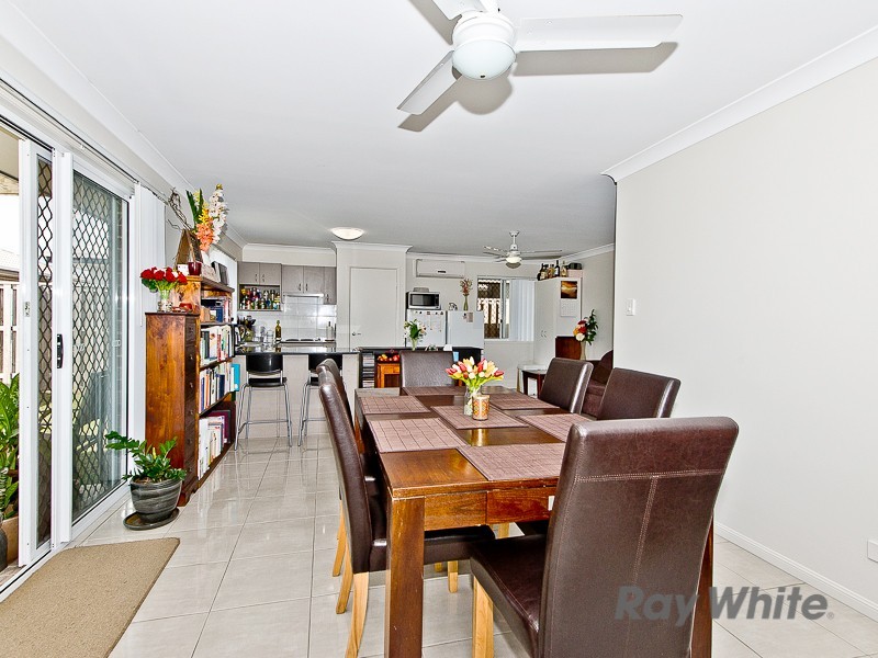 19 Williams Crescent, North Lakes QLD 4509