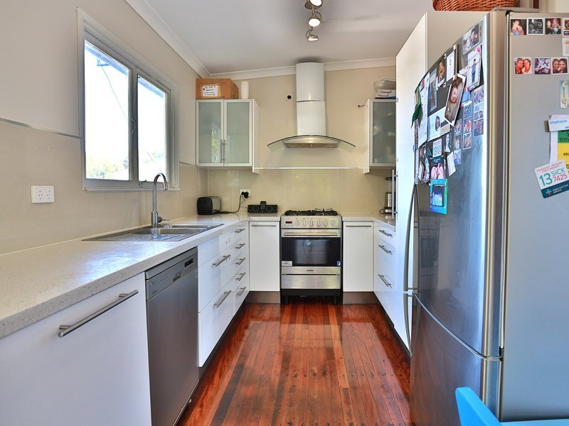 82 Griffith Street, Everton Park QLD 4053