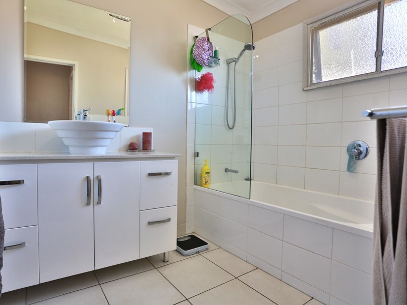 82 Griffith Street, Everton Park QLD 4053