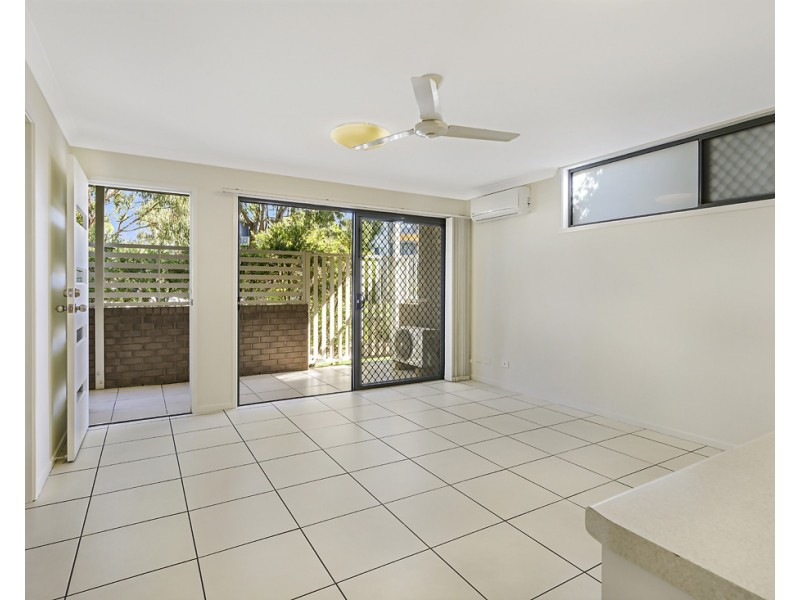 17/35 Lavender Place, Fitzgibbon QLD 4018