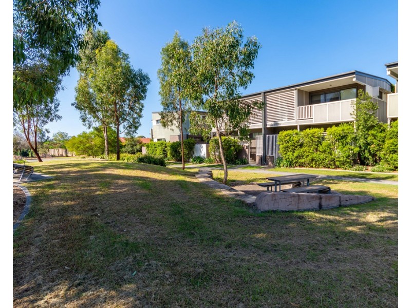 17/35 Lavender Place, Fitzgibbon QLD 4018