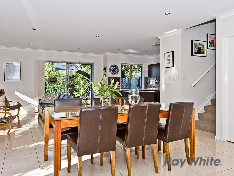 5/15 Seaview Lane, Shorncliffe QLD 4017