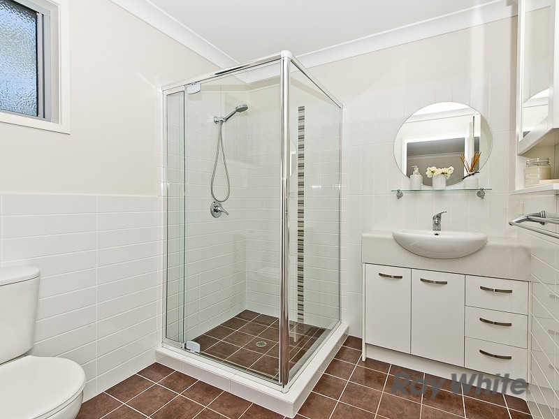 5/15 Seaview Lane, Shorncliffe QLD 4017