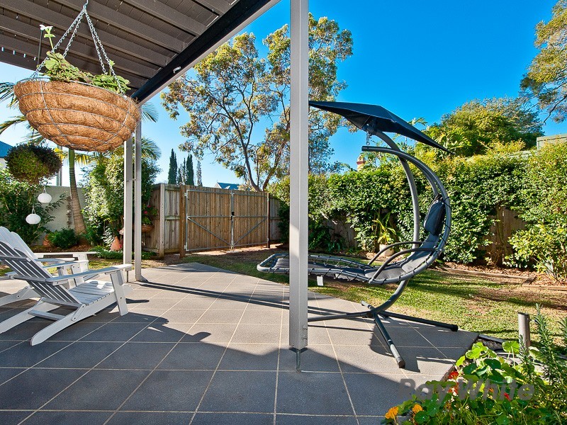 5/15 Seaview Lane, Shorncliffe QLD 4017