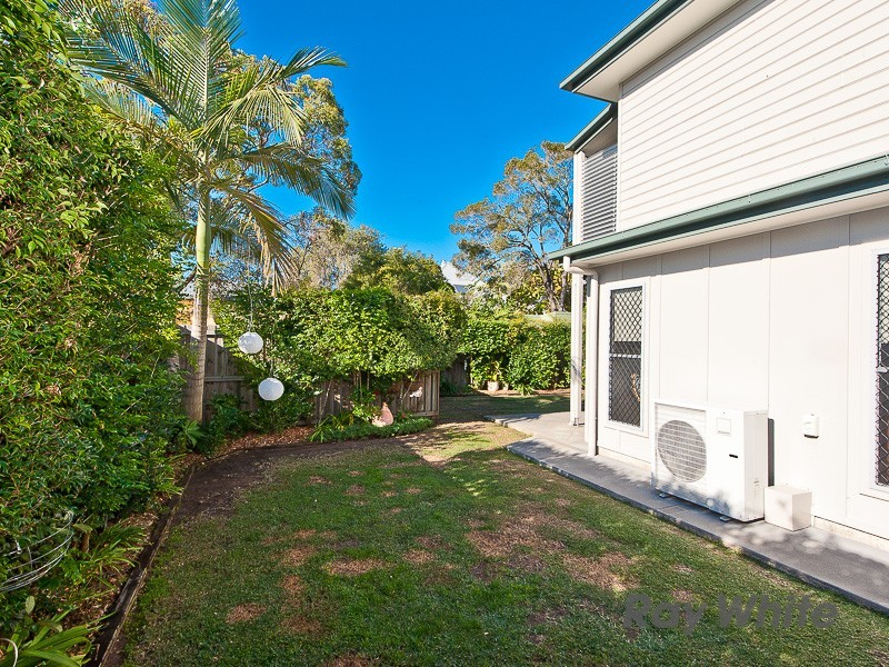 5/15 Seaview Lane, Shorncliffe QLD 4017
