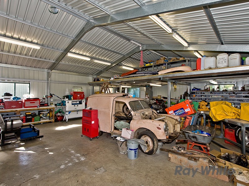 27 Kate Street, Shorncliffe QLD 4017