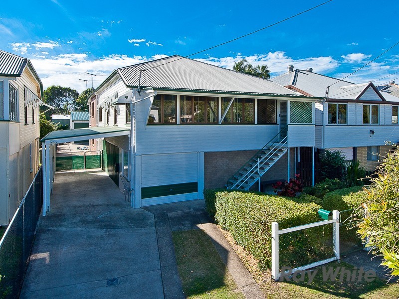 27 Kate Street, Shorncliffe QLD 4017