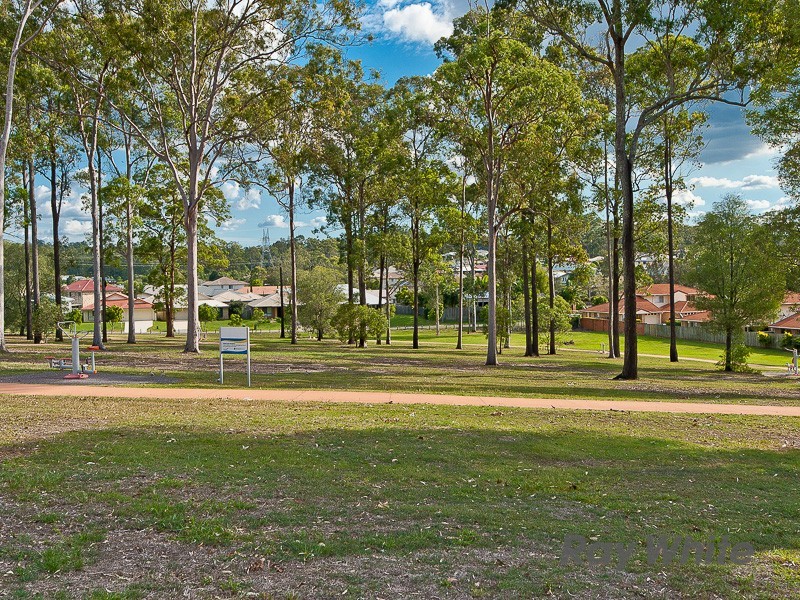 13 Edmund Court, Warner QLD 4500