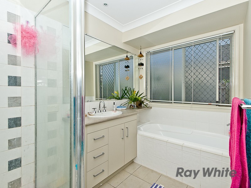 38 Strowe Place, Bracken Ridge QLD 4017