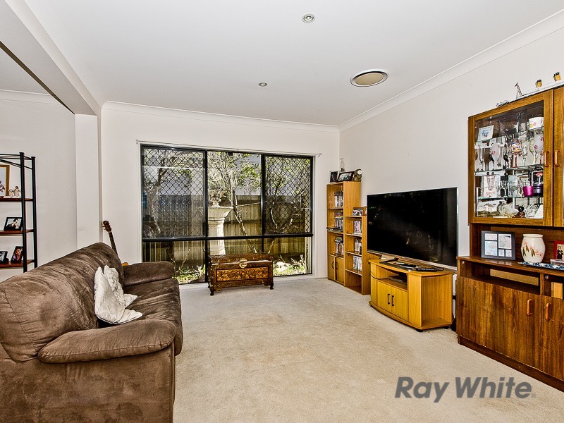 20 Lochside Drive, North Lakes QLD 4509