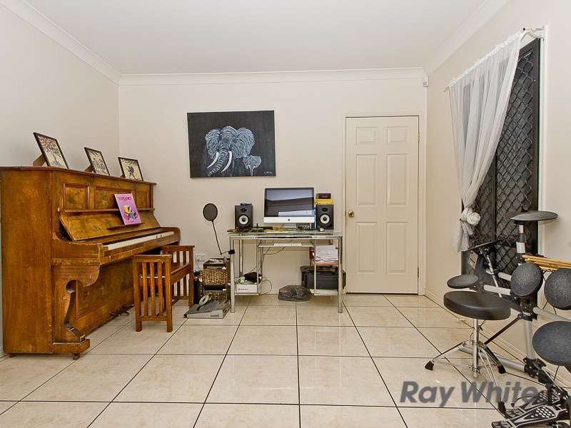 20 Lochside Drive, North Lakes QLD 4509