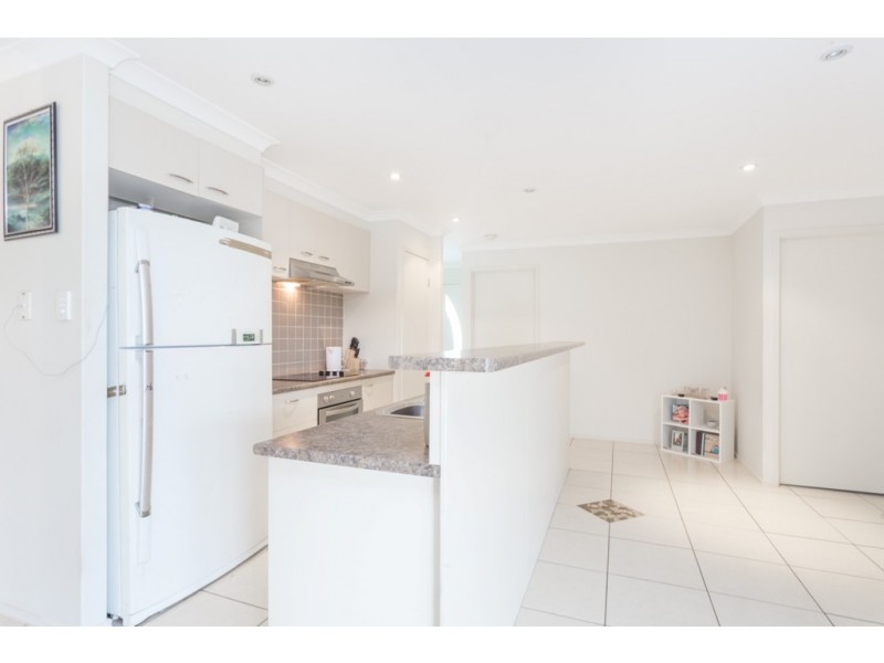10 Bolte Crescent, Kallangur QLD 4503