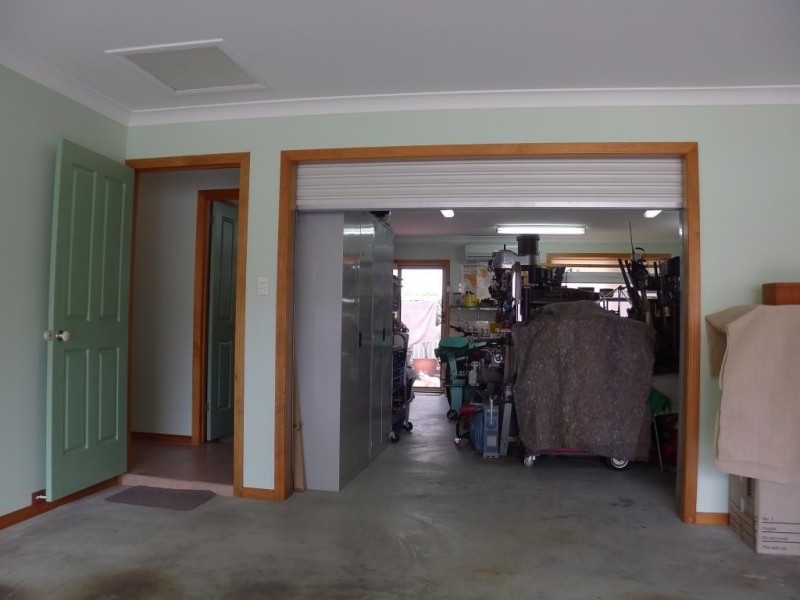 2 Waterford Place, Bridgeman Downs QLD 4035
