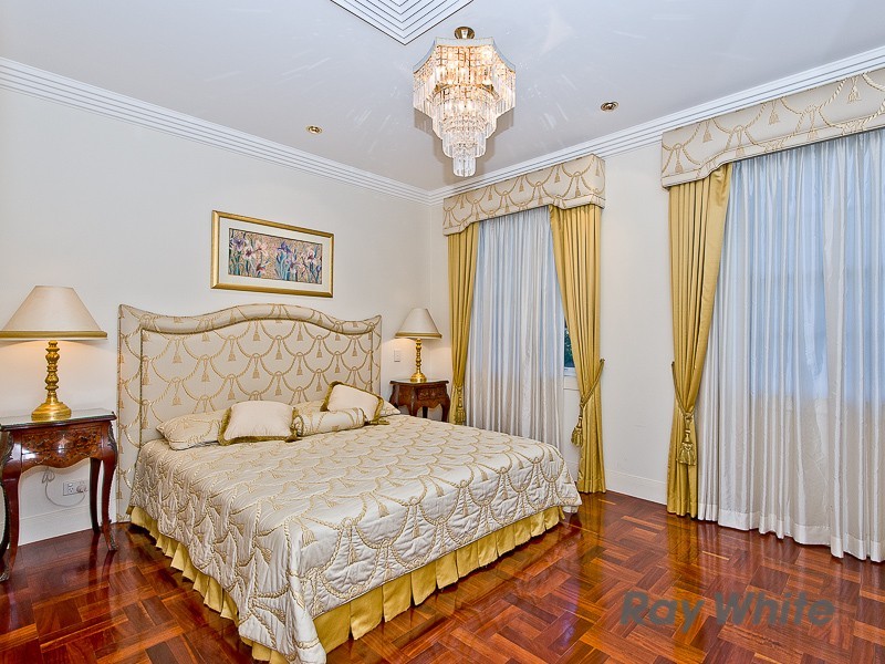 1 Palm Avenue, Ascot QLD 4007