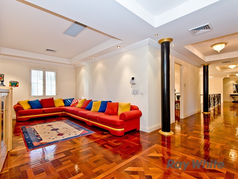 1 Palm Avenue, Ascot QLD 4007