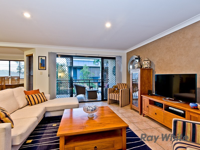 2/21 Burnaby Terrace, Gordon Park QLD 4031