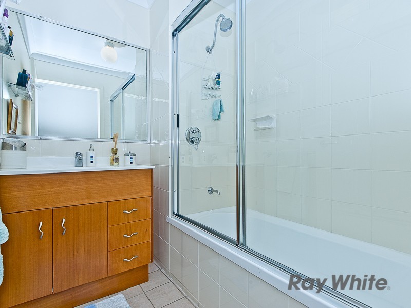 2/21 Burnaby Terrace, Gordon Park QLD 4031