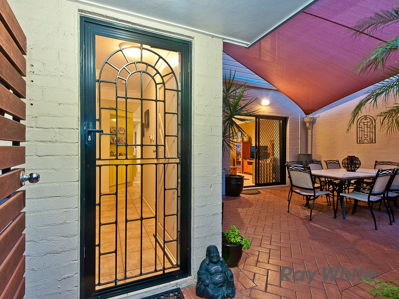 2/21 Burnaby Terrace, Gordon Park QLD 4031