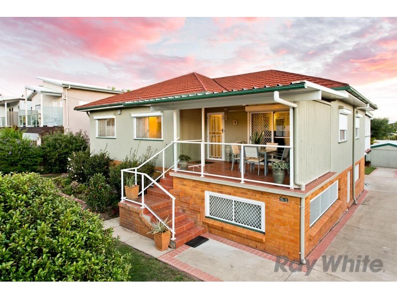 320 Rode Road, Wavell Heights QLD 4012