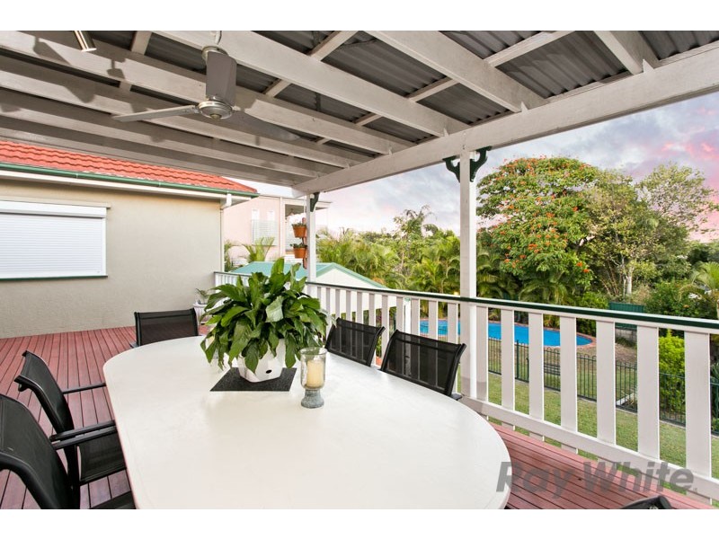 320 Rode Road, Wavell Heights QLD 4012