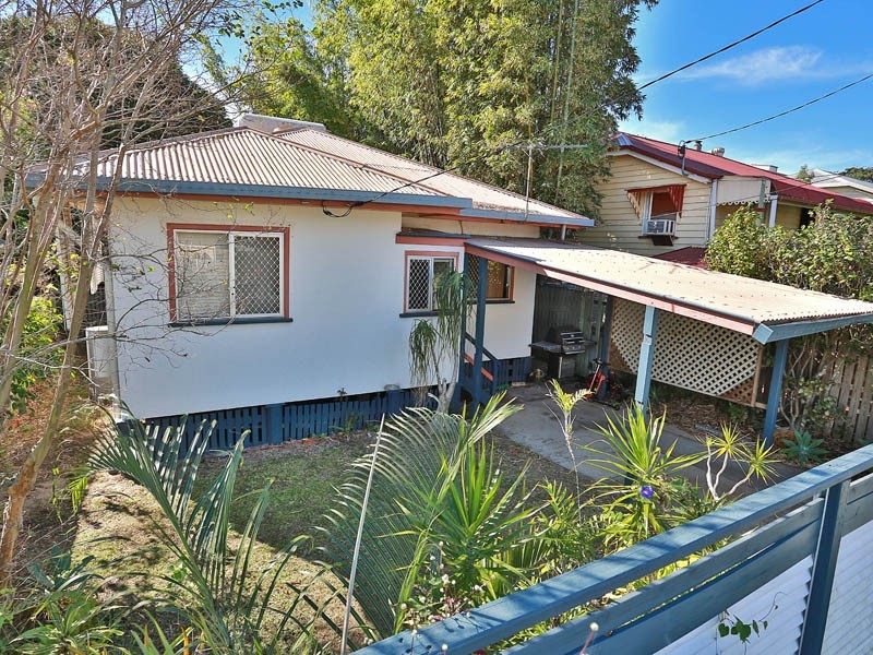 30 Louis Street, Redcliffe QLD 4020